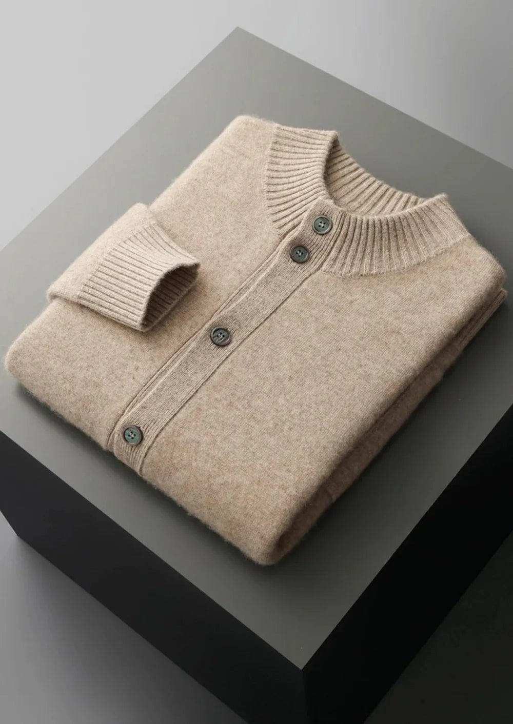PREMIUM KASJMIER KNOOPCARDIGAN