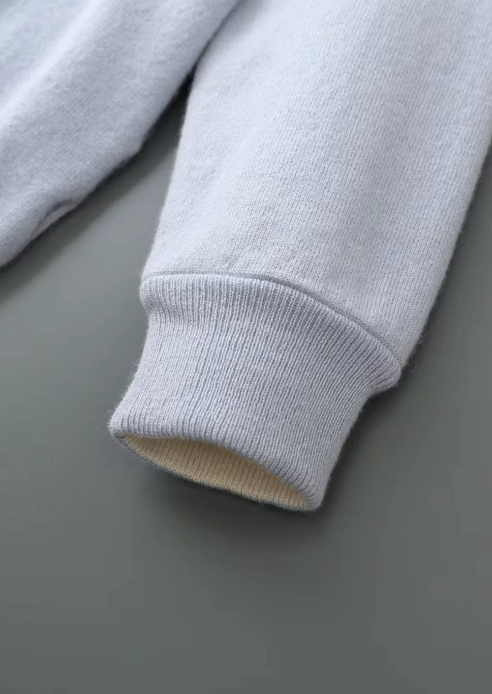 PURE EXTRA FIJNE MERINO WOLLEN RITS CARDIGAN