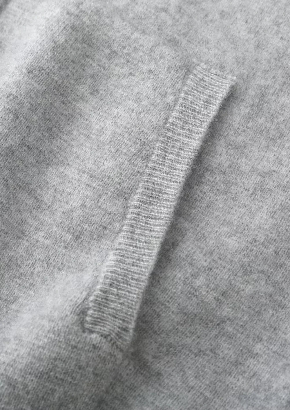ZUIVERE EXTRA-FIJNE MERINO WOL RITS HOODIE