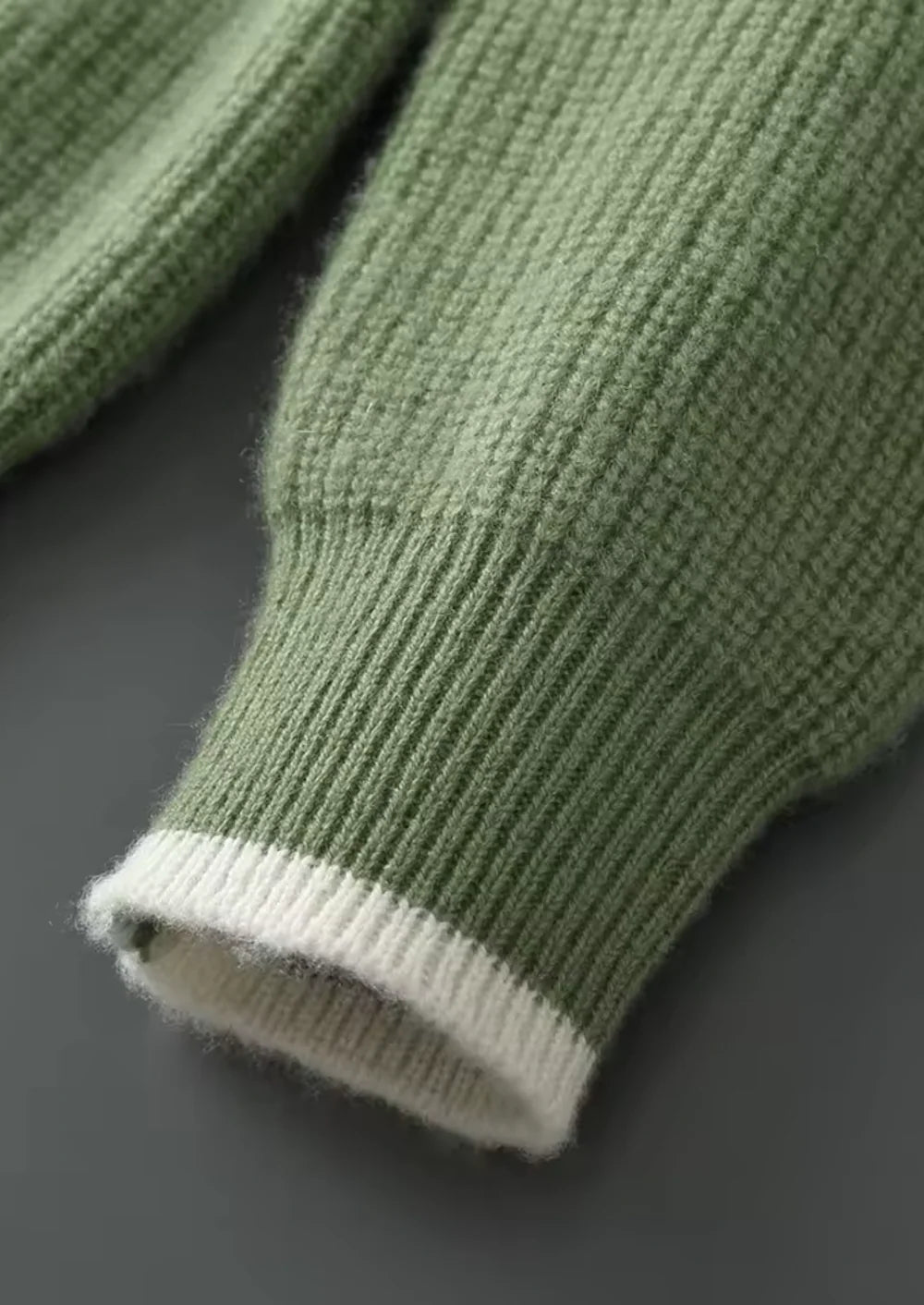 ZUIVERE EXTRA FIJNE MERINOWOL TWEEKLEURIGE CREWNECK