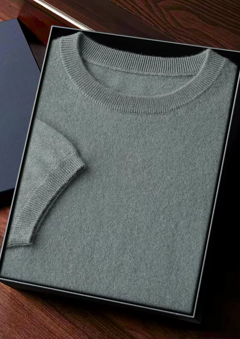 PREMIUM CASHMERE KLASSIEK T-SHIRT MET RONDE HALS