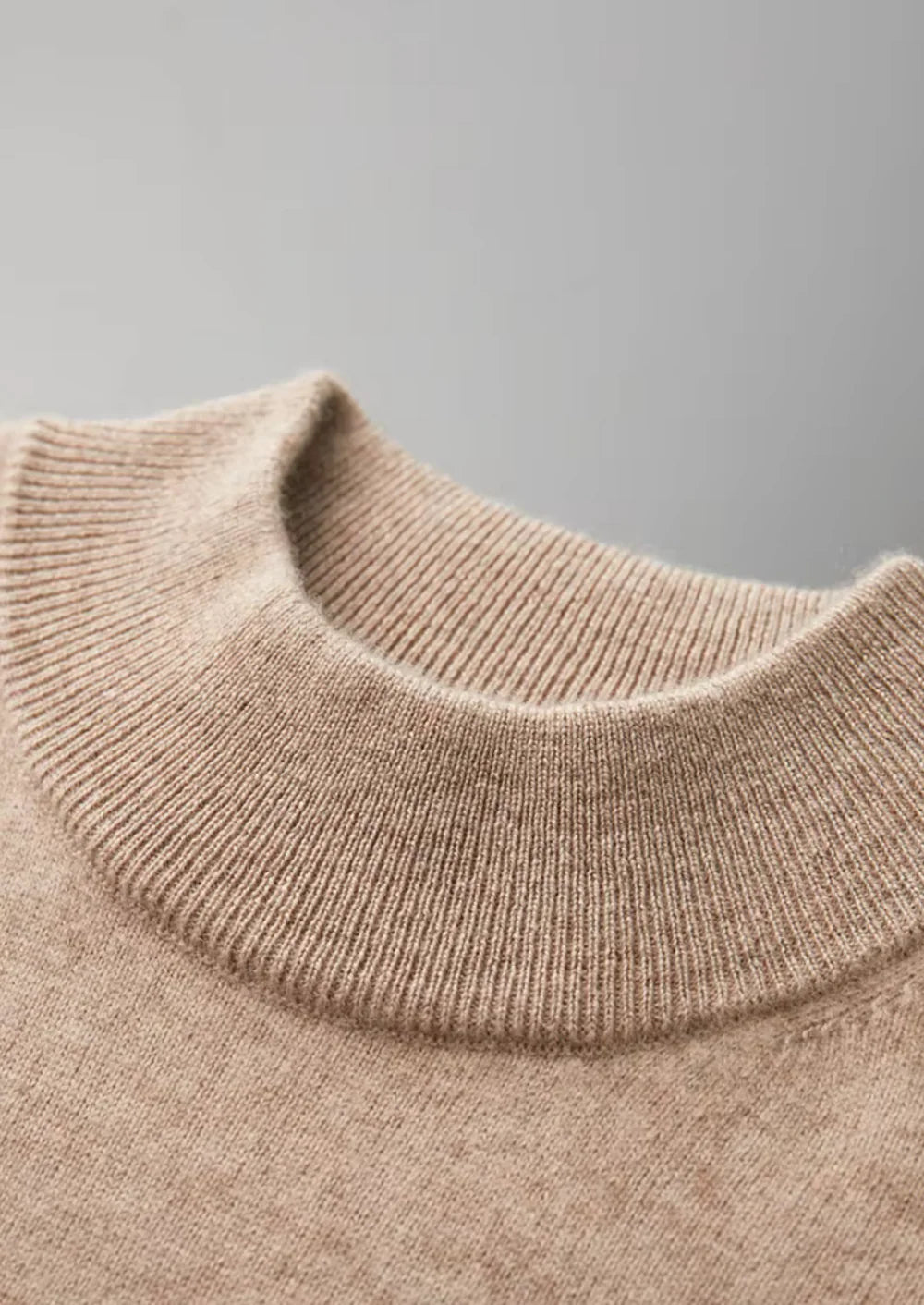 MIUM CASHMERE MOCK-NECK T-SHIRT